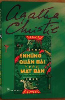 Những quân bài trên mặt bàn